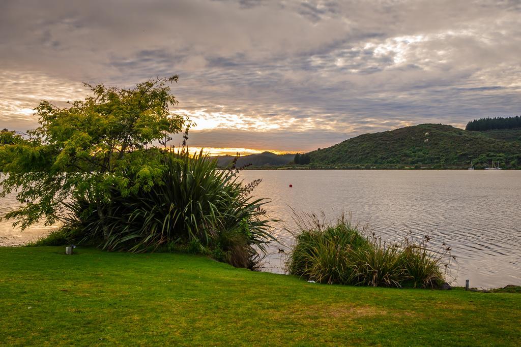 Vr Rotorua Lake Resort Екстериор снимка